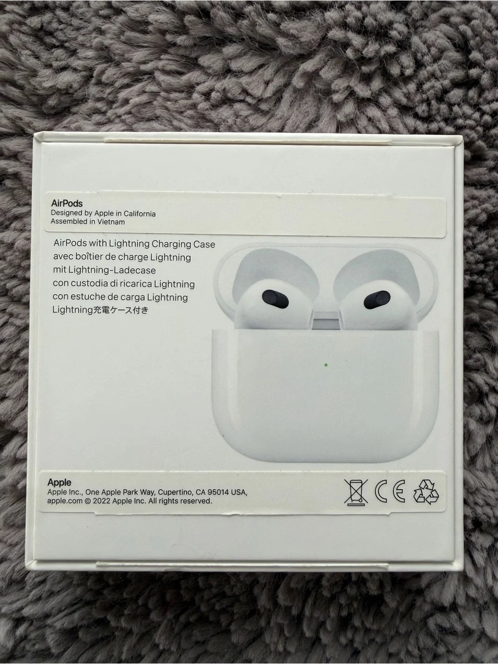 Apple White Wireless Earbuds with Charging Case